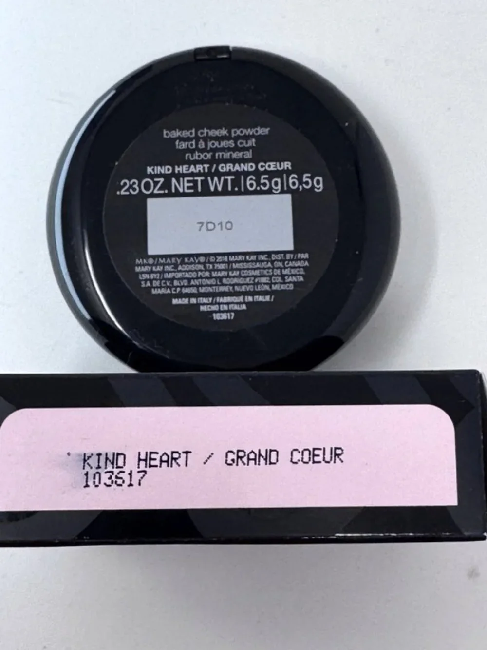 Mary Kay Baked Cheek Powder Blush - Heart Shaped KIND HEART NEW